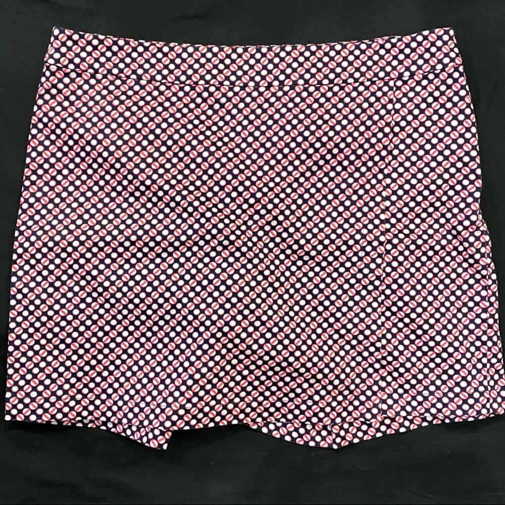 Talbots 12 Red & White Print on Navy Skort UNUSED CONDITION